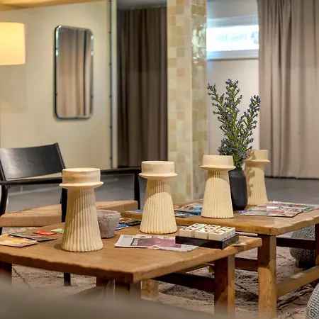 C14 Südbalkon Mit Blick Ins Grüne&nutzung Der Wellness-&aktivbereiche Im Pine Hill *