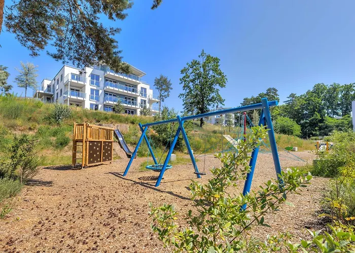C14 Südbalkon Mit Blick Ins Grüne&nutzung Der Wellness-&aktivbereiche Im Pine Hill Zirchow